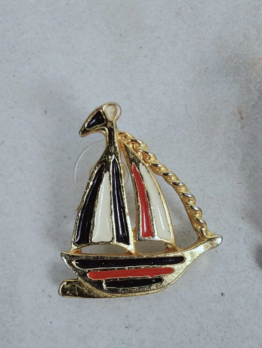 VTG Gold-Tone Enamel Sailboat Yacht 1